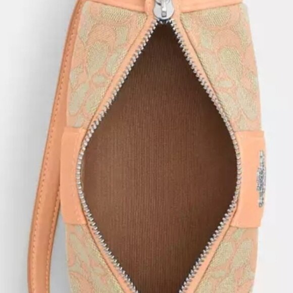 Coach NWT Nolita Barrel Bag In Signature Jacquard - Picture 4 of 6